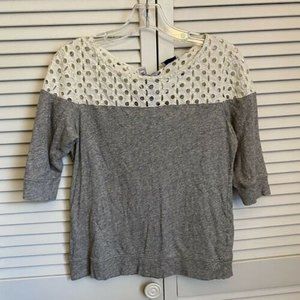 Anthropologie Postmark Threaded Cutout Eyelet Gray Lace Up Tee Top Gray Small